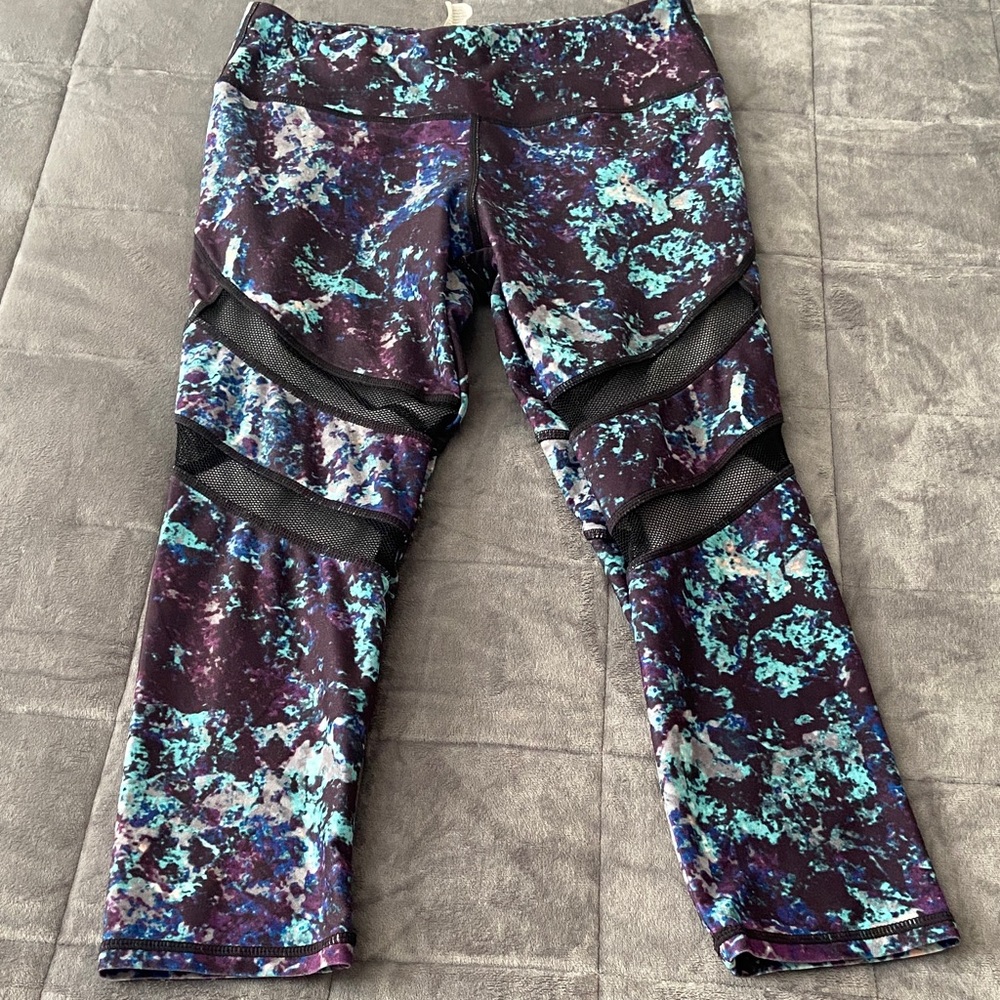 Fabletics yoga pants bundle! - Picture 15 of 16